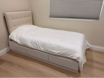 Twin bed