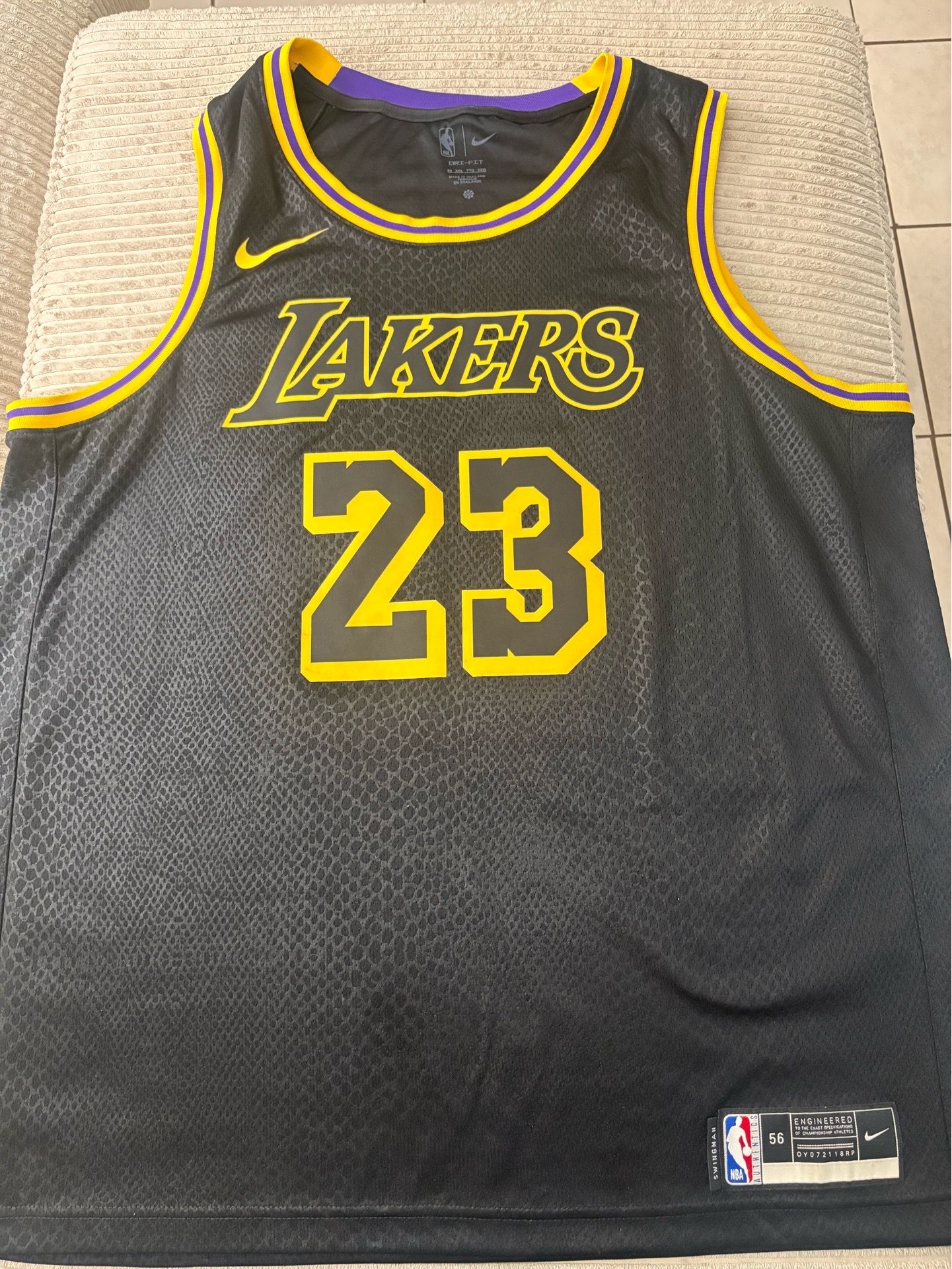 LeBron James Laker Jersey