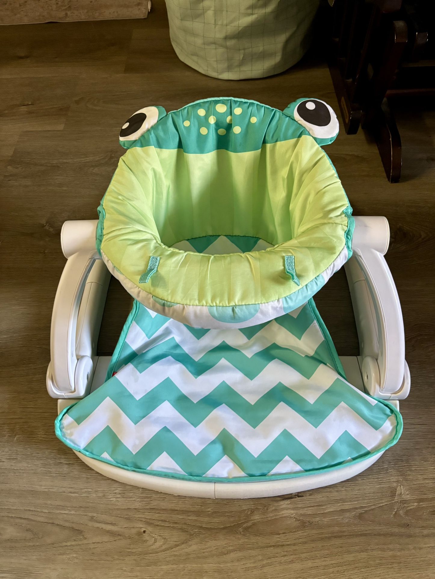 Fisher Price sit me up floor chair