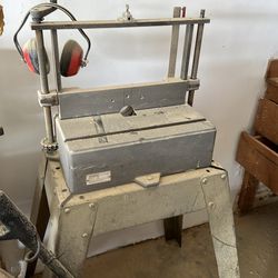 Industrial saw