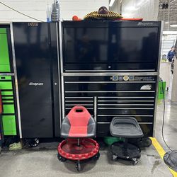 Snap On Tool Box With Hutch And Locker