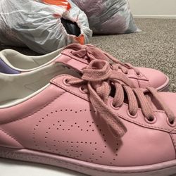 Gucci Women’s Ace Perforated ‘GG’ Leather Sneakers in a pink/lavender 