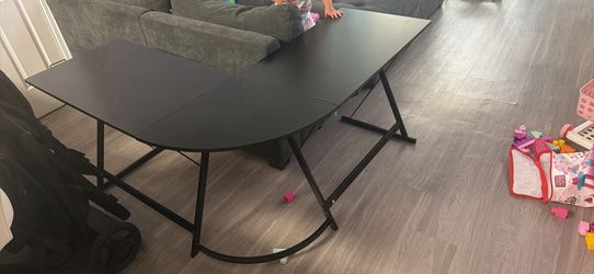 black desk