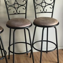 2 Bar Height Barstools / Swivel