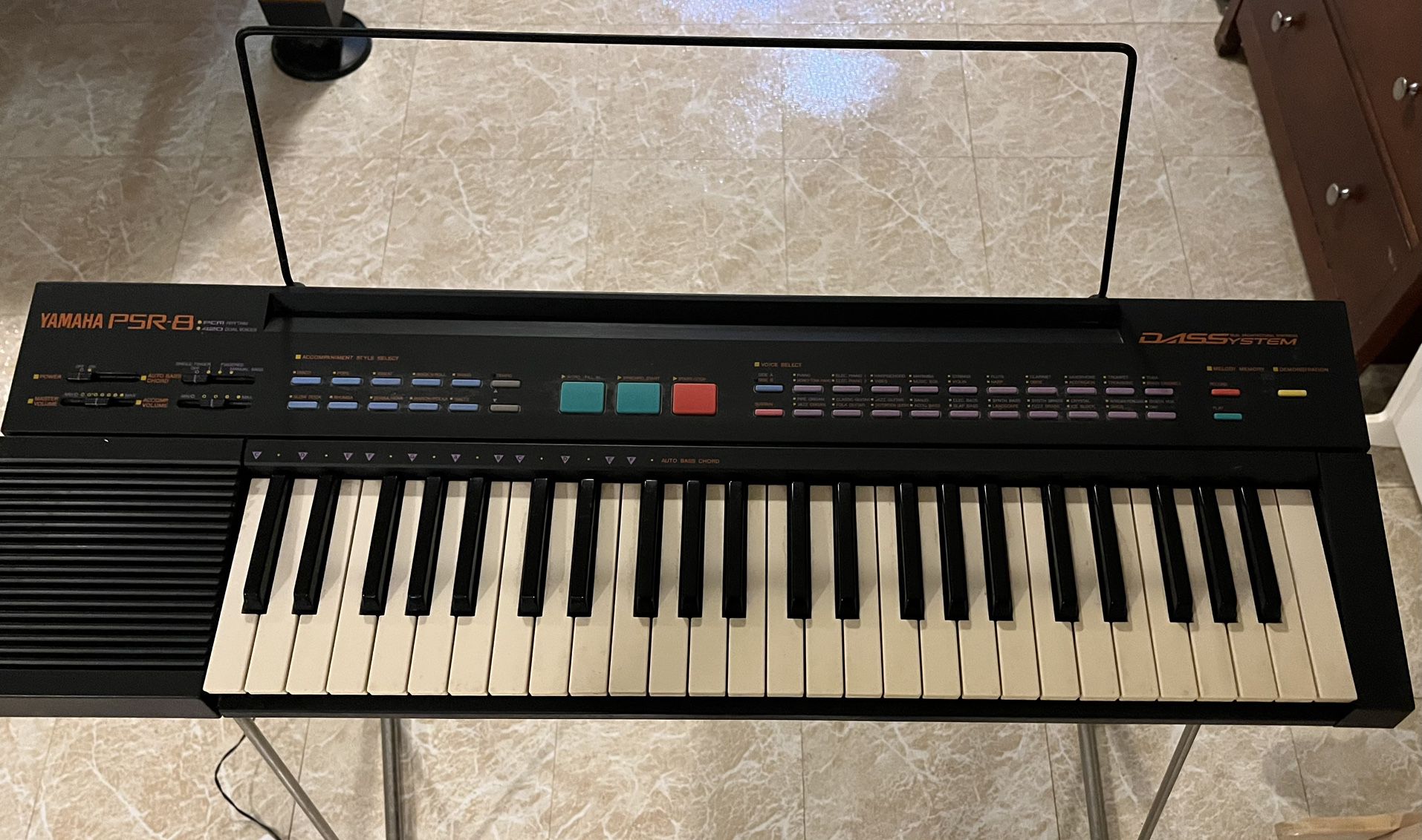 Yamaha PSR8 Digital Keyboard Music Production 