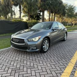 2017 INFINITI Q50 