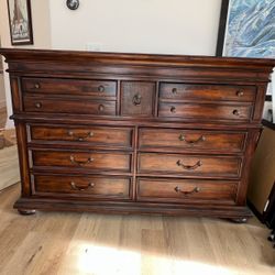 Wood Dresser