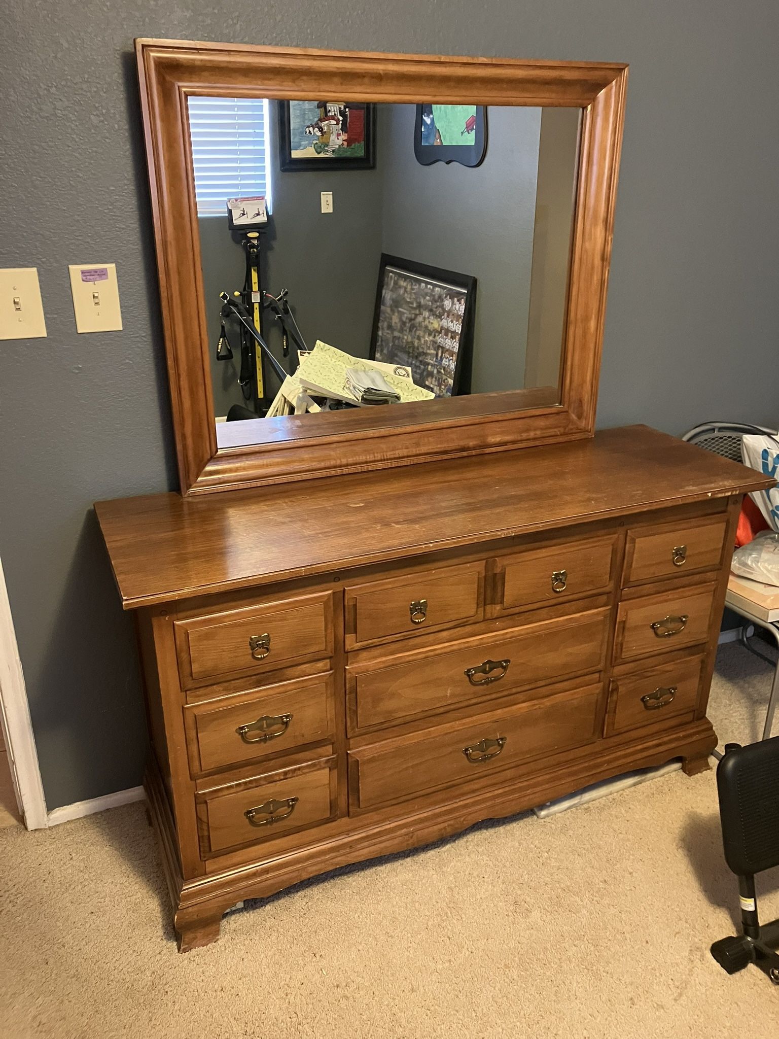 Dresser