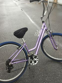 All Custom Diamondback Low Rider Bicycle with 🐒 monkey bars and 29” Wheels!