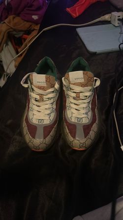 Gucci Shoes 