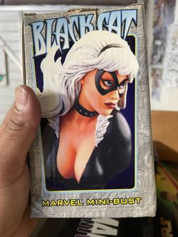 Marvel Black Cat Mini Bust