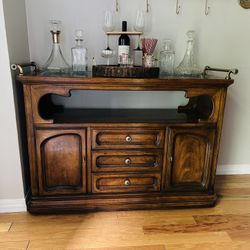 DREXEL Vintage Wood/glass Bar Cabinet