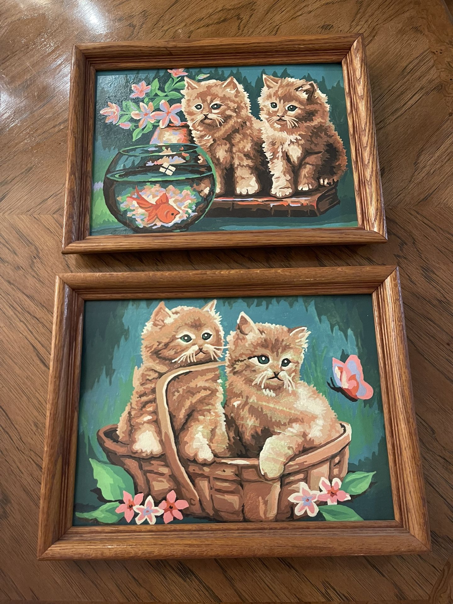 2 Matching Vintage Cat Paintings In Wooden Frames