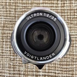 Voigtlander Ultron 35mm f2 Original Vintage version