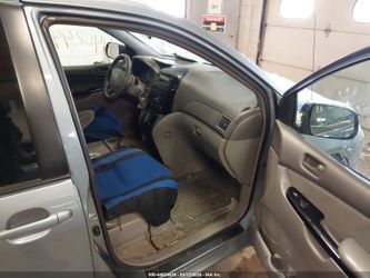 2005 Toyota Sienna