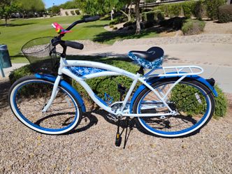Margaritaville cruiser like new