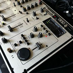 Numark DM1885X DJ Mixer