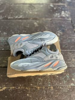 Yeezy Boost 700 “Inertia”