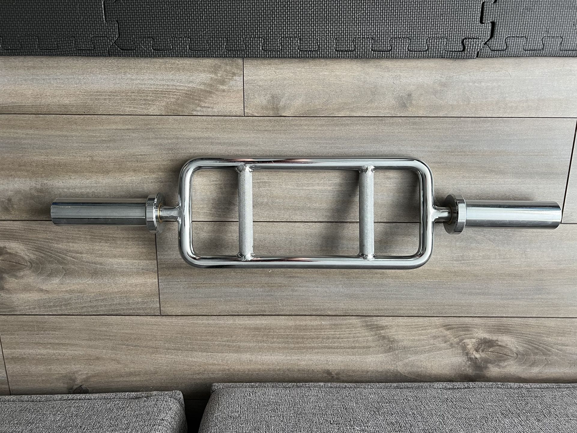 Triceps Bar