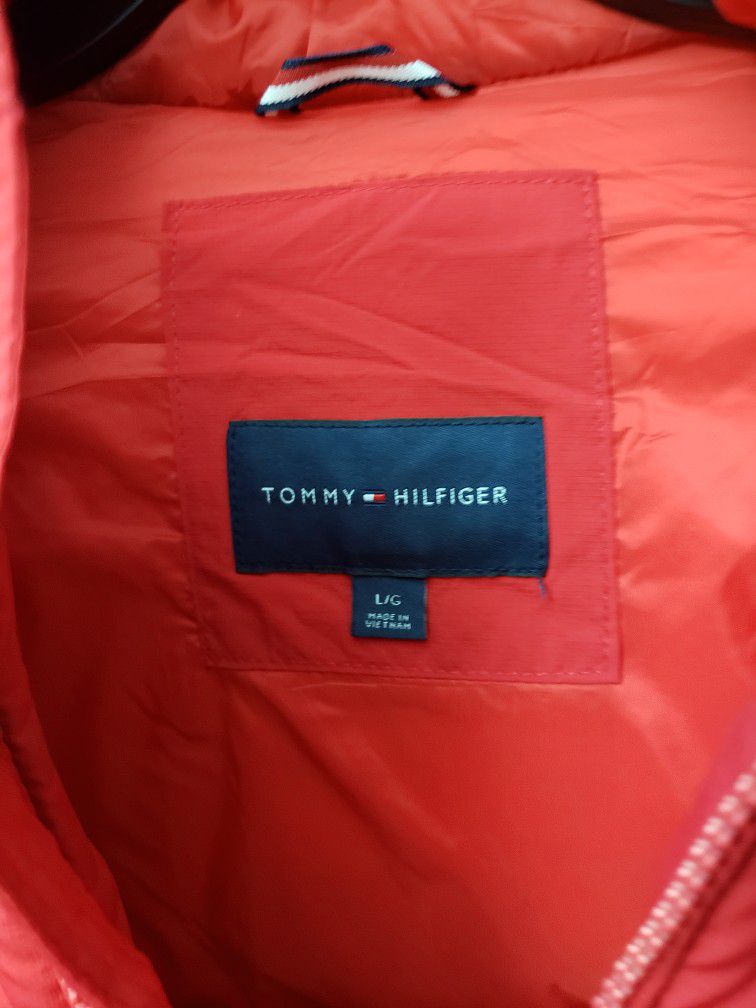 Men's Tommy Hilfiger High Loft Jacket. Large