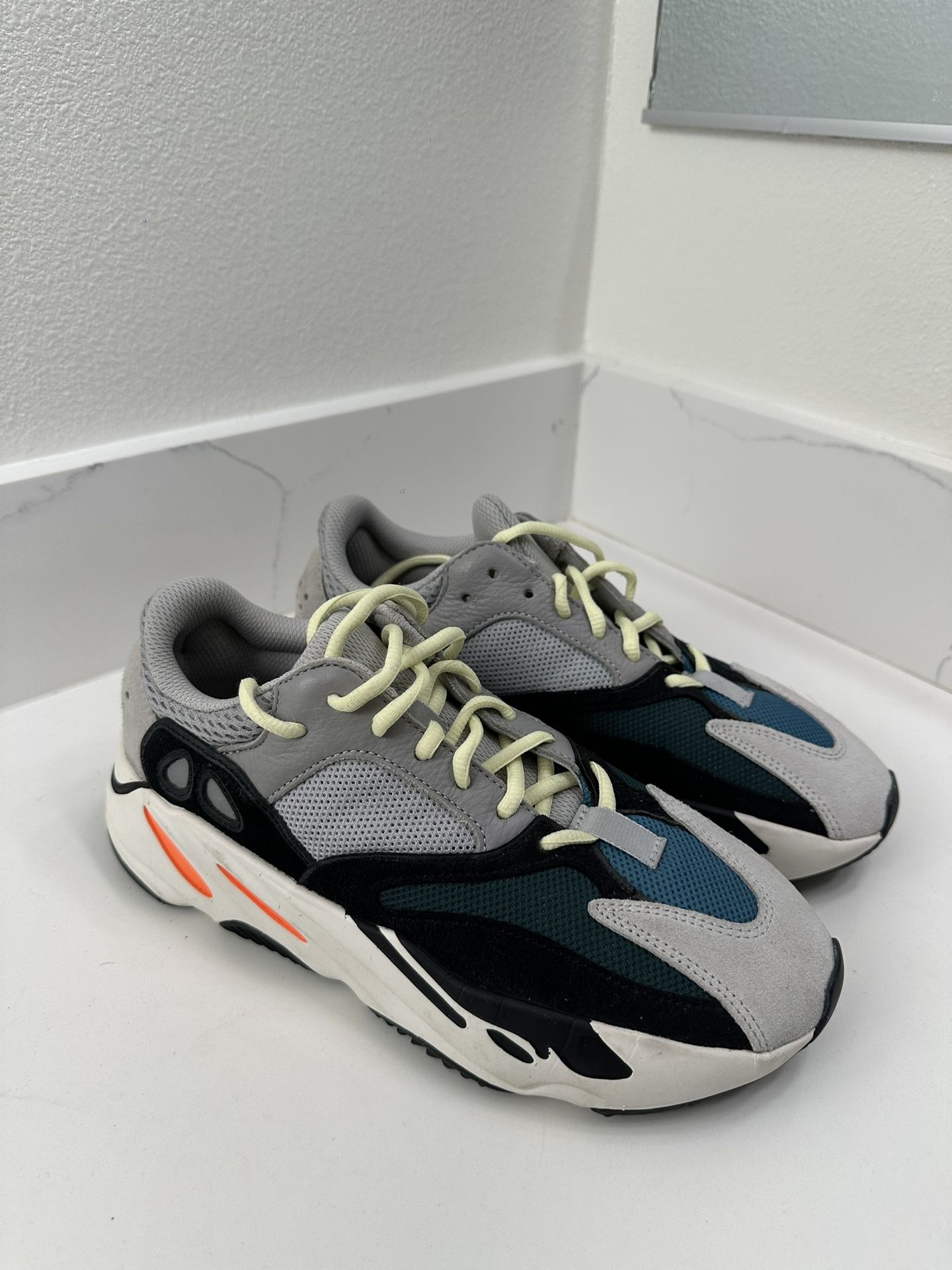 Yeezy Boost 700 'Wave Runner'