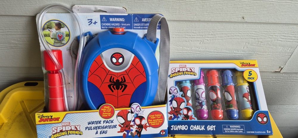 New Spiderman Water Gun Backpack And Chalk