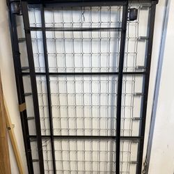 Classic Twin Pop-Up Trundle Bed Frame