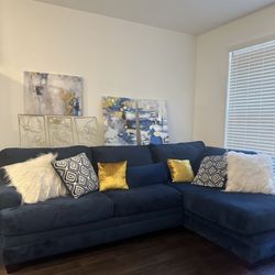 Blue Couch With Pillows