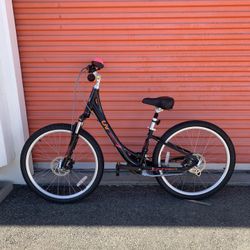 Women's Bike - Black - Like New