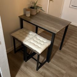 Small Table & Chairs