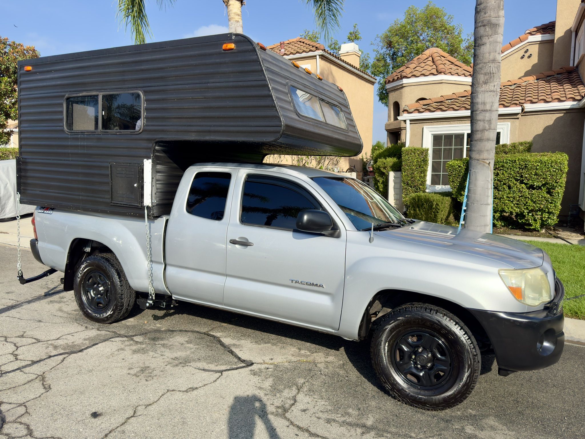 Custom Solar Camper Fits 6ft Bed