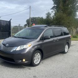 Toyota Sienna 2012 V6