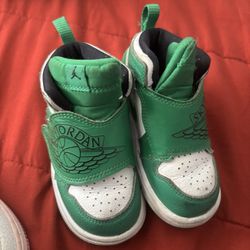 Zapatos De Niños Y Niñas De Marca 25 Cada Par 