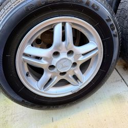 1997-2001 Honda Crv Ex Wheels/tirea