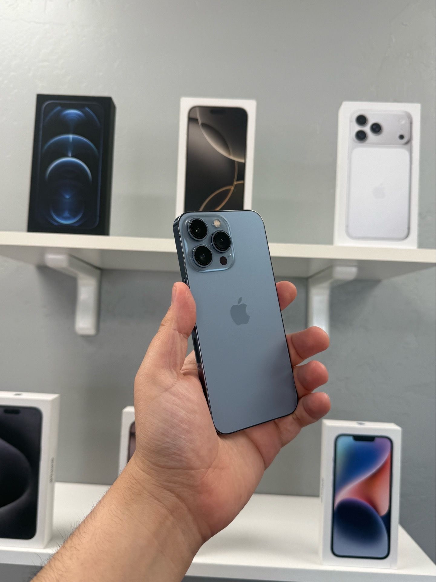 iPhone 13 pro unlocked 256gb