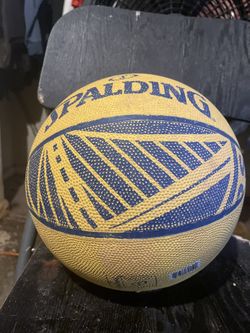 Spalding Warriors Basket Ball Old