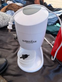 Shaving ice machine