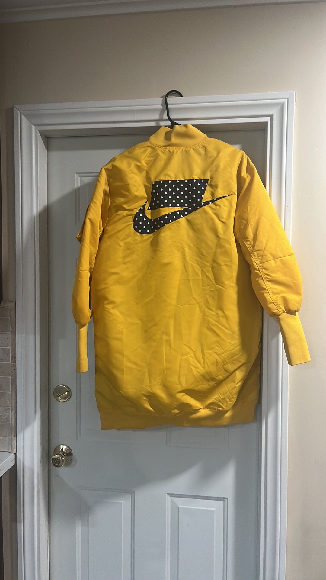 Nike Women Sportswear Yellow Parka Jacket