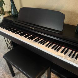 Technics Digital Piano - 88 Weighted Keys + Pedals. Great Condition