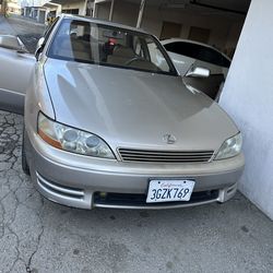 1993 Lexus Sedan