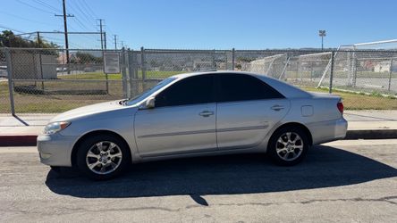2005 Toyota Camry – Reliable, Runs Great! Perfect Daily / First car