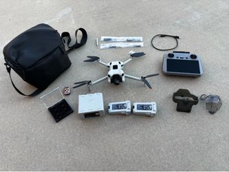 Used DJI Mini 4 Pro with RC2 Controller