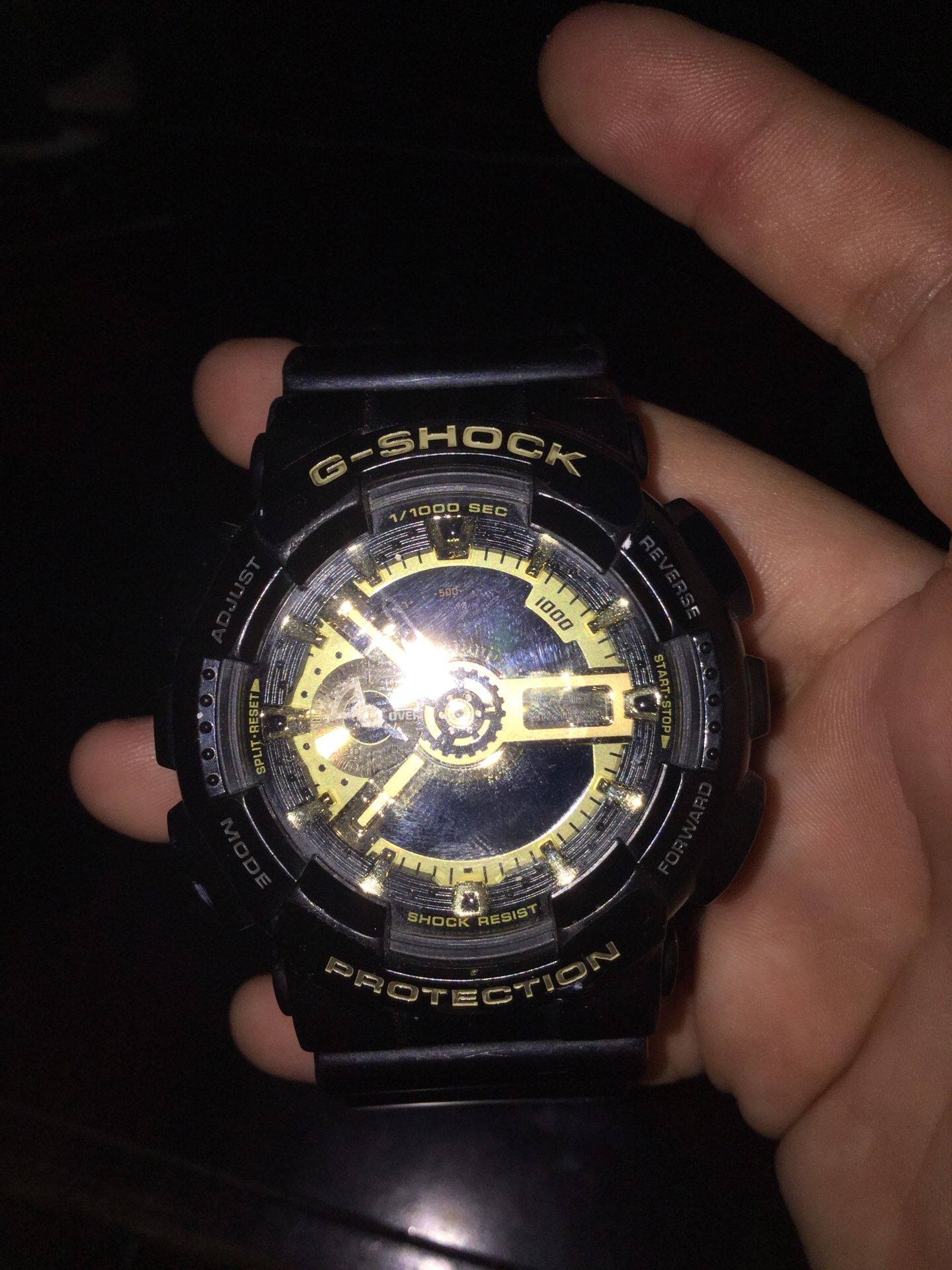 Black / gold g shock