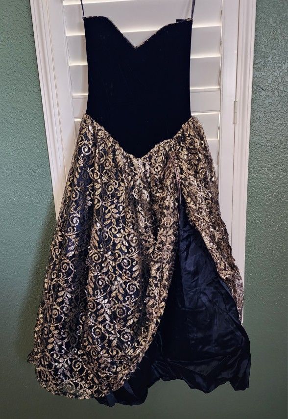 Costume/Dress Up (READ POST BEFORE CONTACTING)