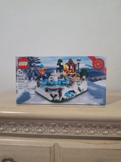 Lego Ice Skating Rink  40416