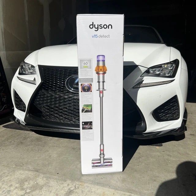 Dyson-V15-Detect-Vacuum-Cleaner..