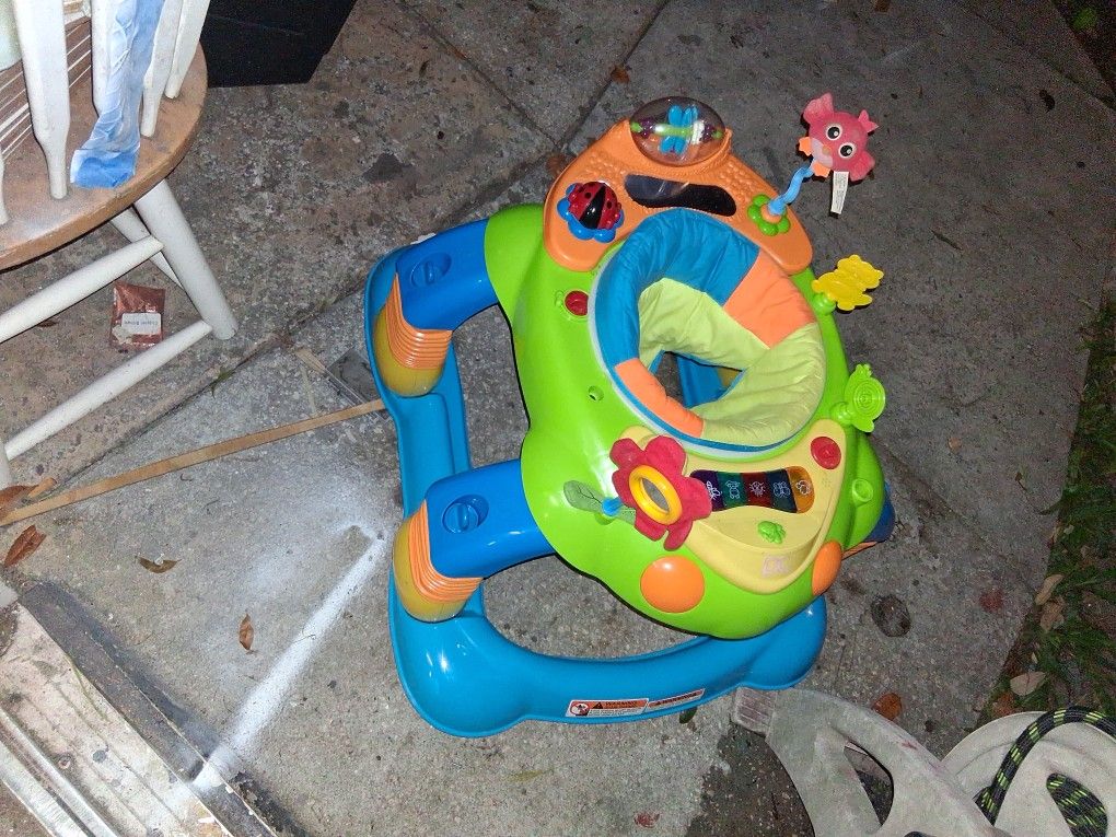 Lil’ Play Station 4-in-1 Activity Walker