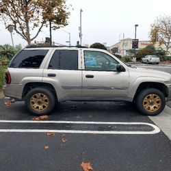CHEVY TRAILBLAZER 4X4, 4.2 MOTOR, AUTOMATIC TRANSMISSION, FULL POWER, TOW PACKAGE RUNS  GREAT 