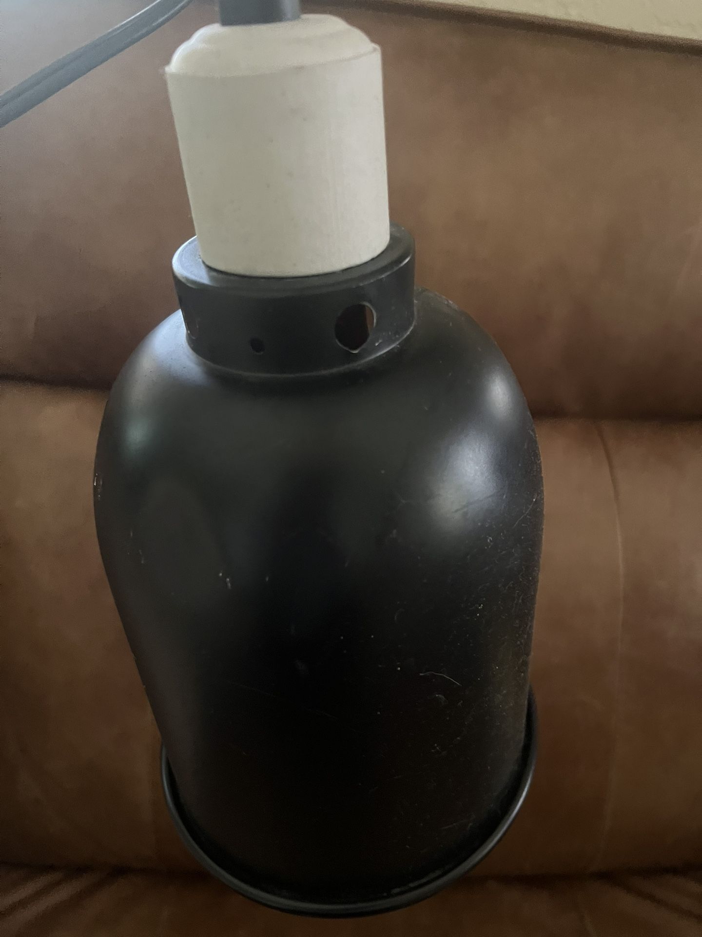 Reptile heating lamp