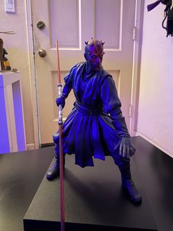 Darth Maul magnetic figure